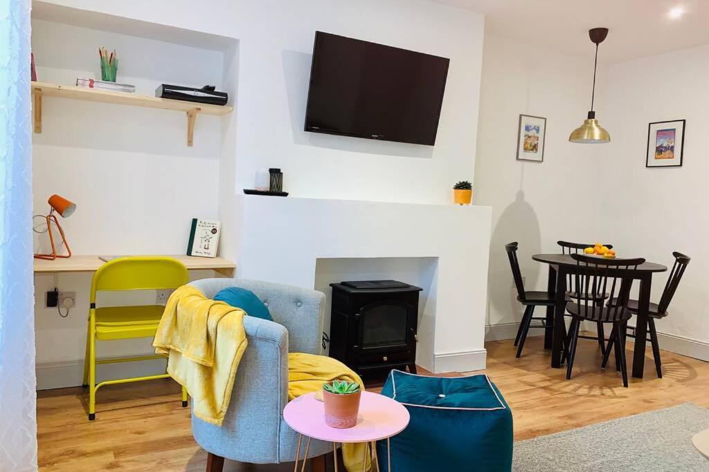 The Nook - A Stylish Apartment With Garden, Near The Beach Berwick Upon Tweed Luaran gambar