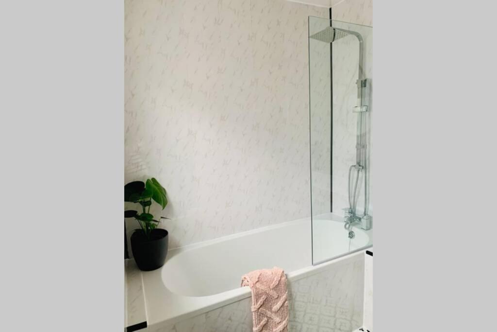 The Nook - A Stylish Apartment With Garden, Near The Beach Berwick Upon Tweed Luaran gambar
